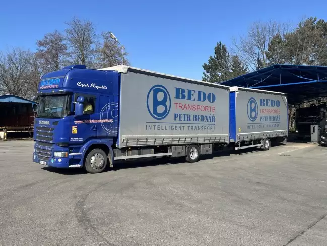 SCANIA R 410 + přívěs